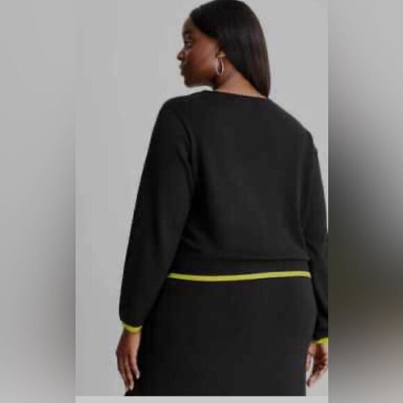 NWT Future Collective Black Boxy Wrap Sweater Wardrobe Staple Minimalist - Picture 3 of 9